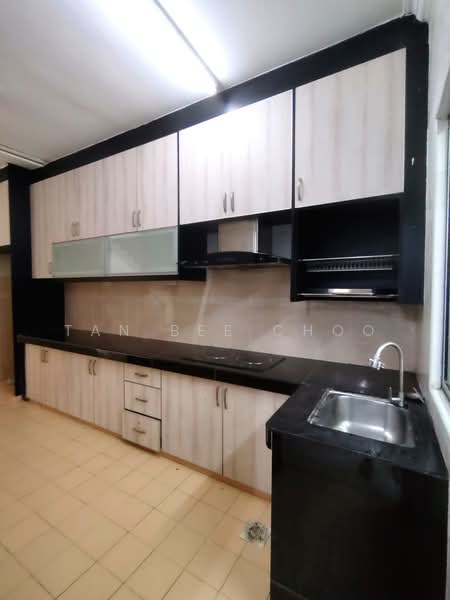 2-storey Terraced House for Sale in Bandar Bukit Puchong (Puchong) - Tan Bee Choo - Kitchen - PropertyGuru.com.my