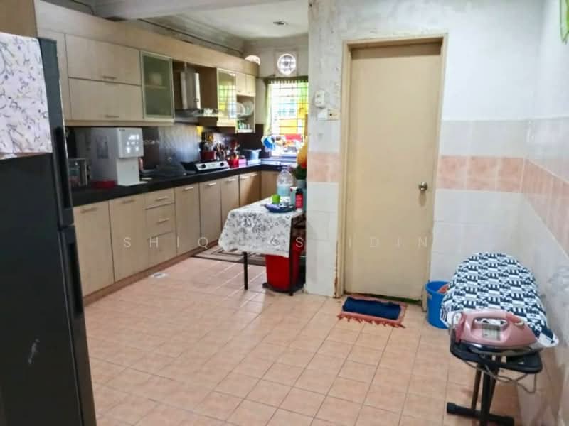 2-storey Terraced House for Sale in Sungai Buloh (Selangor) - Shiqin Saidin - Kitchen - PropertyGuru.com.my