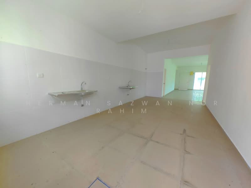 Terraced House for Sale in Bandar Sri Sendayan (Negeri Sembilan) - Herman Sazwan Nor Rahim - Kitchen - PropertyGuru.com.my
