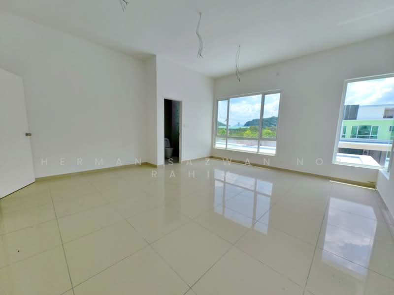 Terraced House for Sale in Bandar Sri Sendayan (Negeri Sembilan) - Herman Sazwan Nor Rahim - Bedroom - PropertyGuru.com.my