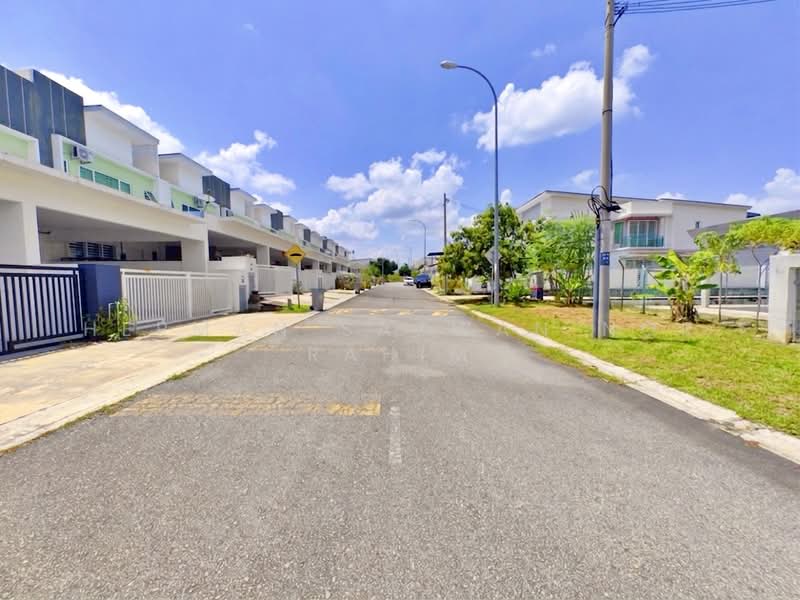 Terraced House for Sale in Bandar Sri Sendayan (Negeri Sembilan) - Herman Sazwan Nor Rahim - Exterior - PropertyGuru.com.my