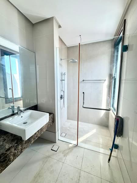 Bungalow House untuk Dijual di Bukit Jelutong (Shah Alam) - Shiqin Saidin - Bathroom - PropertyGuru.com.my