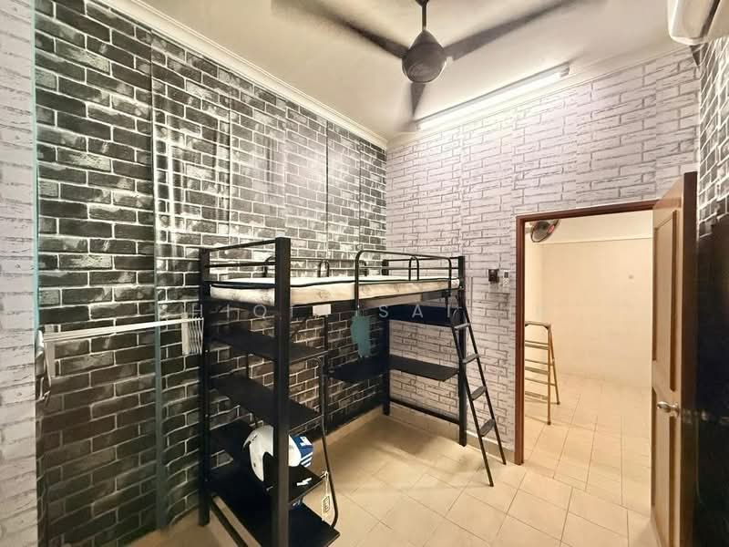 Rumah Teres 2-Tingkat untuk Dijual di Taman Pinggiran Usj (Subang Jaya) - Shiqin Saidin - Bedroom - PropertyGuru.com.my