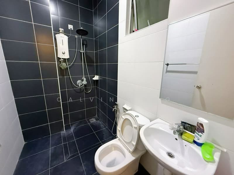 Rumah Teres 2-Tingkat untuk Dijual di Taman Eco Cascadia (Tebrau) - Calvin Wong - Bathroom - PropertyGuru.com.my