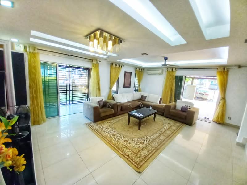 2-storey Terraced House for Sale in U12, Taman Cahaya Alam (Shah Alam) - Shiqin Saidin - Living Room - PropertyGuru.com.my