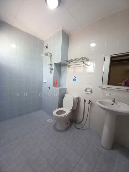 2-storey Terraced House for Sale in U12, Taman Cahaya Alam (Shah Alam) - Shiqin Saidin - Bathroom - PropertyGuru.com.my