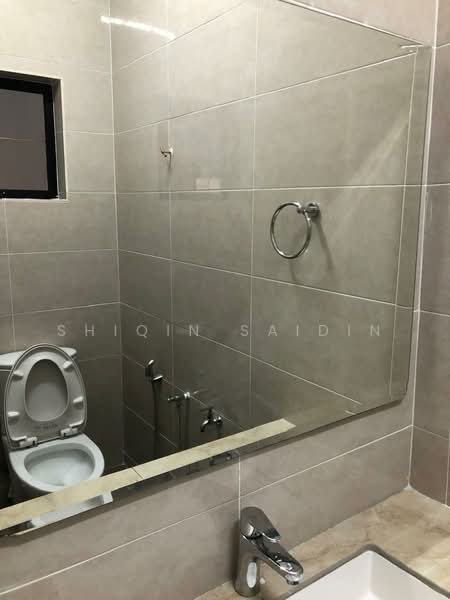 Rumah Teres 2-Tingkat untuk Dijual di Subang Jaya (Selangor) - Shiqin Saidin - Bathroom - PropertyGuru.com.my
