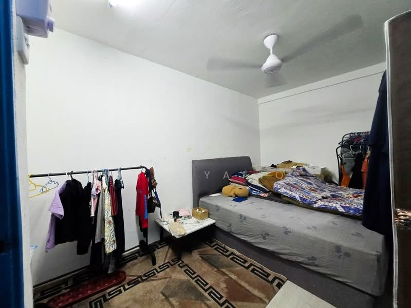 Rumah Flat untuk Dijual di Ampang Saujana Flat - Zul Syafiq - Bedroom - PropertyGuru.com.my
