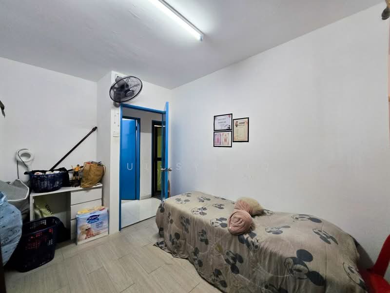 Rumah Flat untuk Dijual di Ampang Saujana Flat - Zul Syafiq - Bedroom - PropertyGuru.com.my