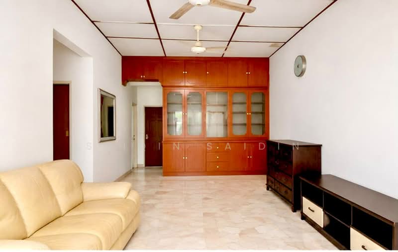 Rumah Teres 1-Tingkat untuk Dijual di Shah Alam (Selangor) - Shiqin Saidin - Living Room - PropertyGuru.com.my
