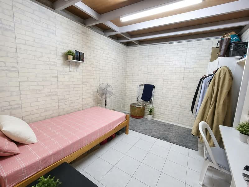 1-storey Terraced House for Sale in Bandar Putra (Kulai) - Fakhrul Imlan - Bedroom - PropertyGuru.com.my