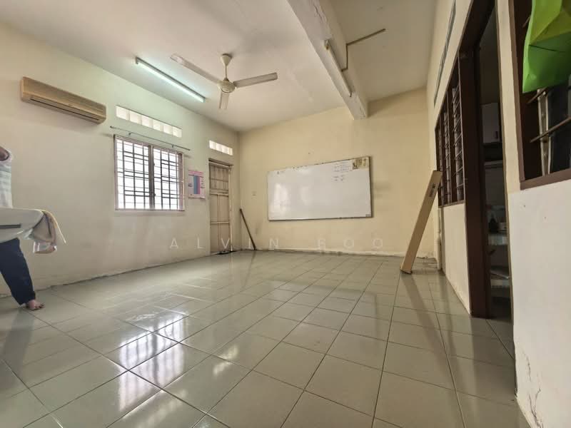 2-storey Terraced House for Sale in Taman Tangkak Jaya (Tangkak) - Alvin Boo - PropertyGuru.com.my