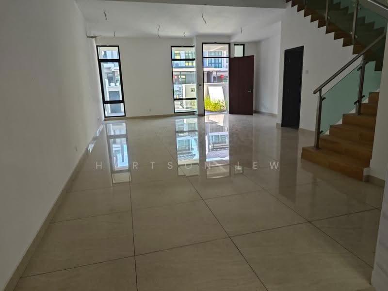 Terraced House for Rent in TAMAN PUCHONG UTAMA (Puchong) - Hartson Lew - Living Room - PropertyGuru.com.my