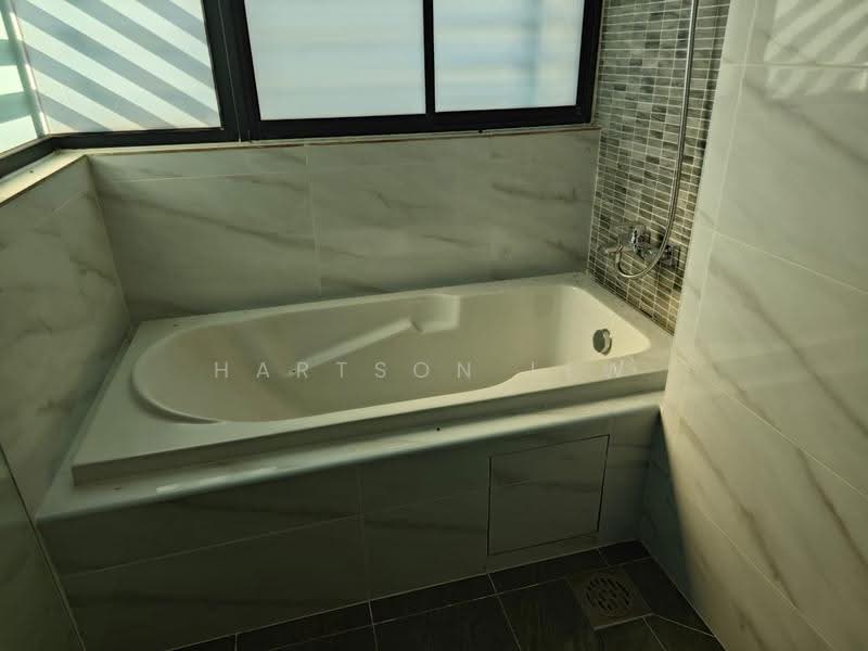 Terraced House for Rent in TAMAN PUCHONG UTAMA (Puchong) - Hartson Lew - Bathroom - PropertyGuru.com.my