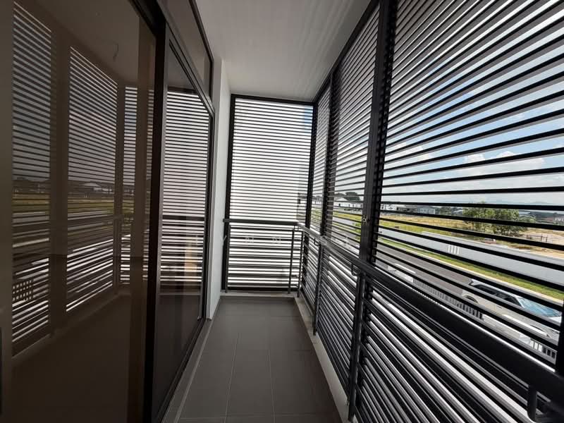 Terraced House for Sale in Skudai (Johor) - Lynn SL - Balcony - PropertyGuru.com.my