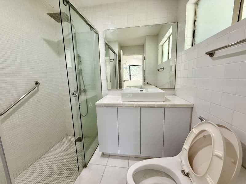 Bungalow House untuk Disewa di Bukit Tunku (Kenny Hills) (Kuala Lumpur) - Jean Chiew - Bathroom - PropertyGuru.com.my