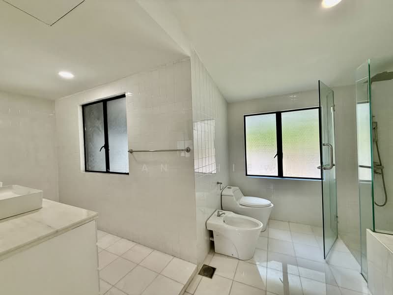 Bungalow House untuk Disewa di Bukit Tunku (Kenny Hills) (Kuala Lumpur) - Jean Chiew - Bathroom - PropertyGuru.com.my