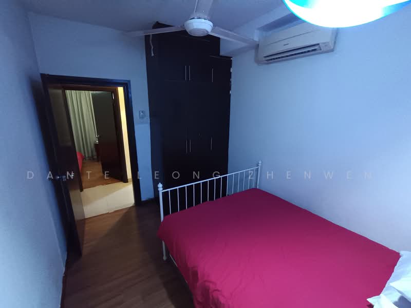 Service Residence for Sale at Saville Residence - Dante Leong Zhenwen - Bedroom - PropertyGuru.com.my