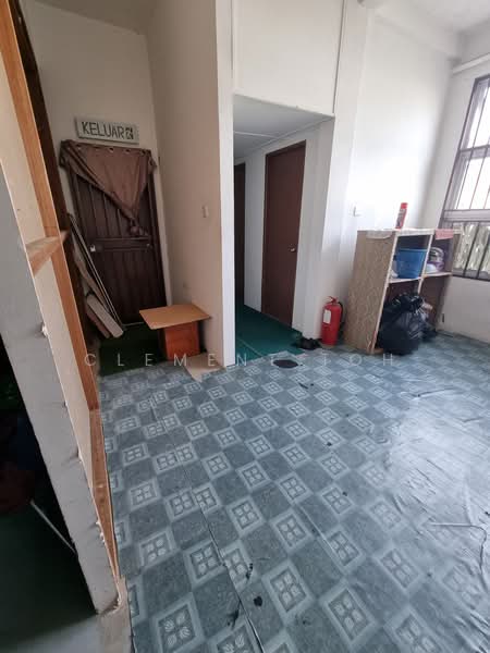 Shop for Rent in Taman Uni Central (Samarahan) - Clement Toh - Entrance - PropertyGuru.com.my