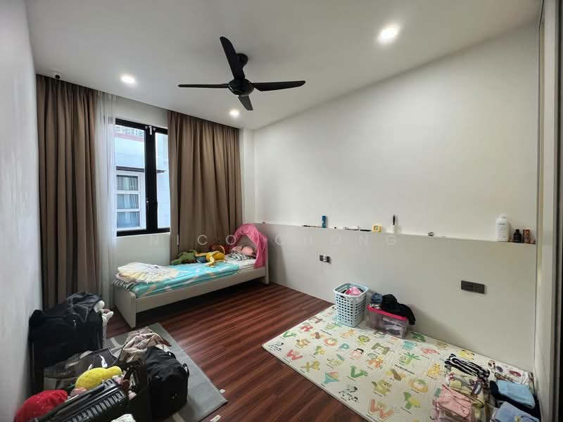 Rumah Berkembar untuk Dijual di Taman Austin Heights (Tebrau) - Nico Chong - Bedroom - PropertyGuru.com.my