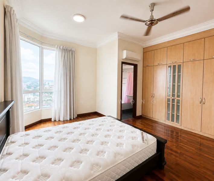 Condominium for Rent at Gurney Beach Resort - Rainny Wong - Bedroom - PropertyGuru.com.my