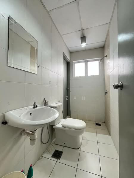 Condominium for Rent at The Wharf Residence - Hamizah . - Bathroom - PropertyGuru.com.my