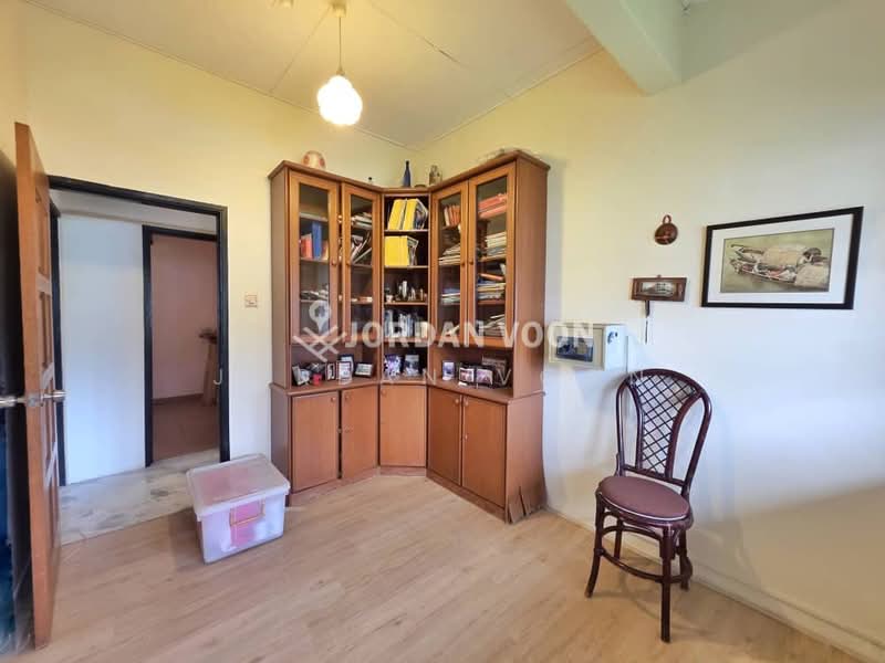 Rumah Bandar untuk Dijual di Tanjung Bungah (Penang) - Jordan Voon - Study - PropertyGuru.com.my