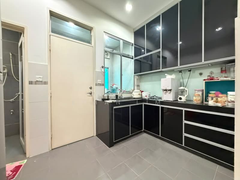 2-storey Terraced House for Sale in Taman Nusa Idaman (Iskandar Puteri (Nusajaya)) - Ethan Lim - Kitchen - PropertyGuru.com.my