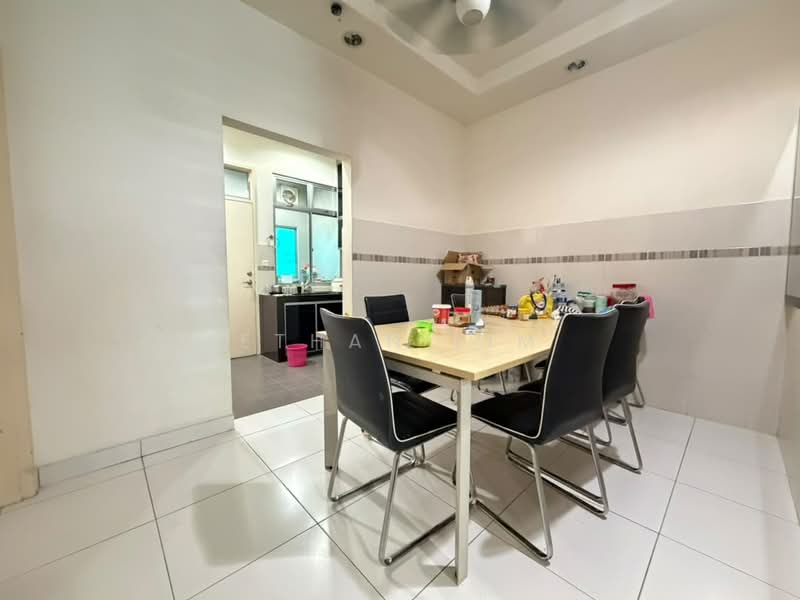 2-storey Terraced House for Sale in Taman Nusa Idaman (Iskandar Puteri (Nusajaya)) - Ethan Lim - Dining Room - PropertyGuru.com.my
