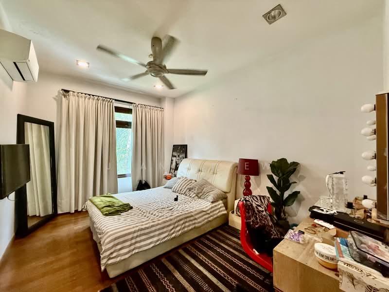 Rumah Berkembar untuk Dijual di Bukit Tunku (Kenny Hills) (Kuala Lumpur) - Jean Chiew - Bedroom - PropertyGuru.com.my