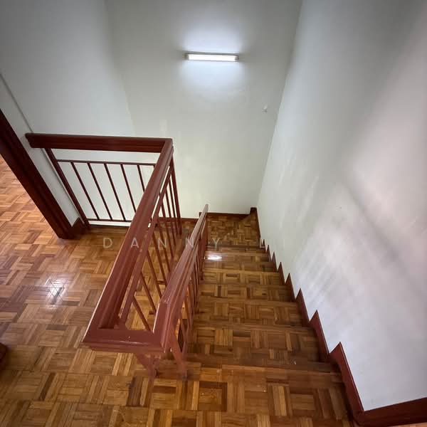 Rumah Teres 2-Tingkat untuk Dijual di Taman Lestari Putra (Seri Kembangan) - Danny Lee - Interior - PropertyGuru.com.my