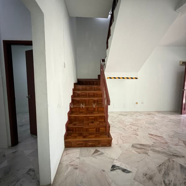 Rumah Teres 2-Tingkat untuk Dijual di Taman Lestari Putra (Seri Kembangan) - Danny Lee - Interior - PropertyGuru.com.my