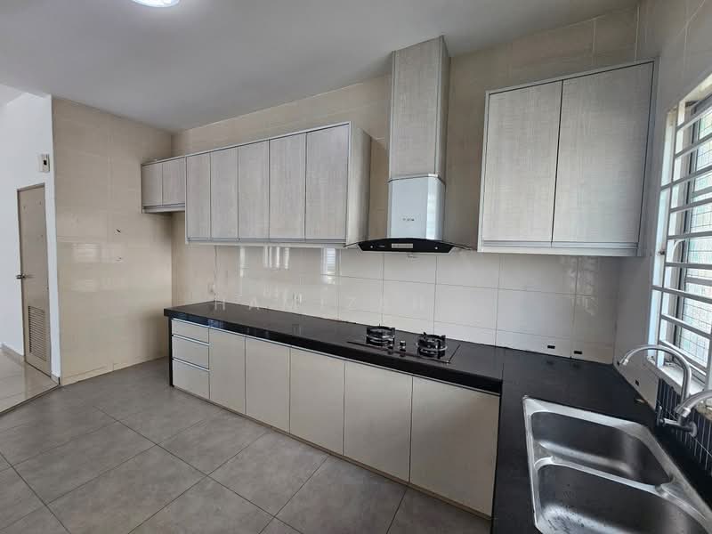 Rumah Teres 2-Tingkat untuk Disewa di Bandar Baru Bangi (Selangor) - Hamizah . - Kitchen - PropertyGuru.com.my
