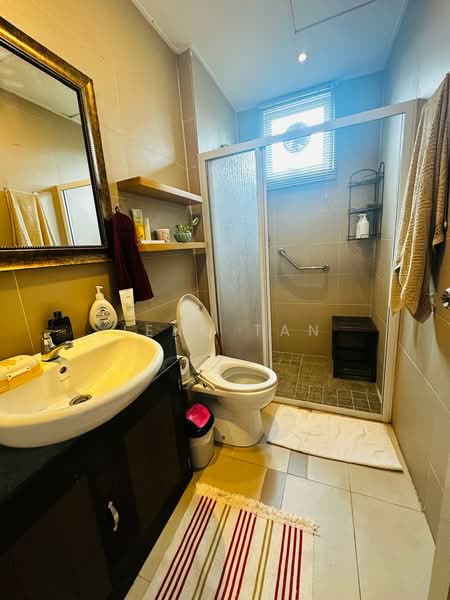 Pangsapuri untuk Disewa di Hills 68 - Jeno Tan - Bathroom - PropertyGuru.com.my