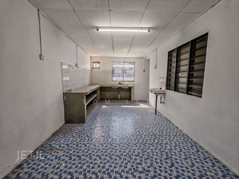 Rumah Teres 1-Tingkat untuk Dijual di Kampung Pendamar (Klang) - Tom Lee - PropertyGuru.com.my
