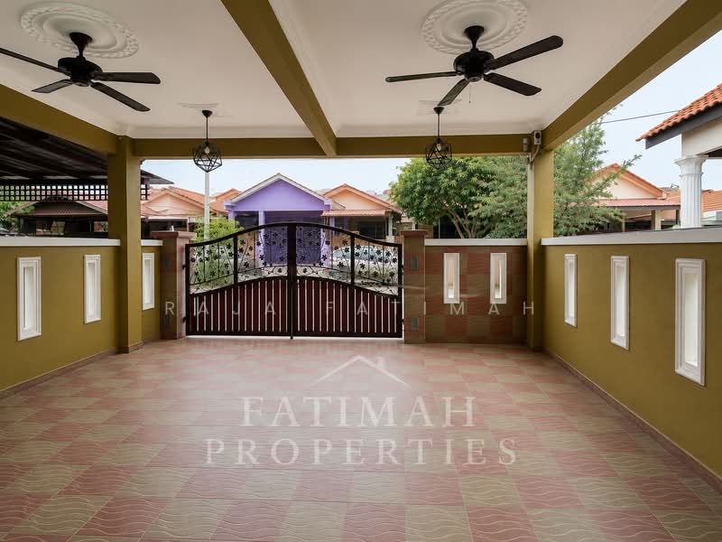 Rumah Teres 1-Tingkat untuk Dijual di Sungai Buloh (Selangor) - Raja Fatimah - Exterior - PropertyGuru.com.my