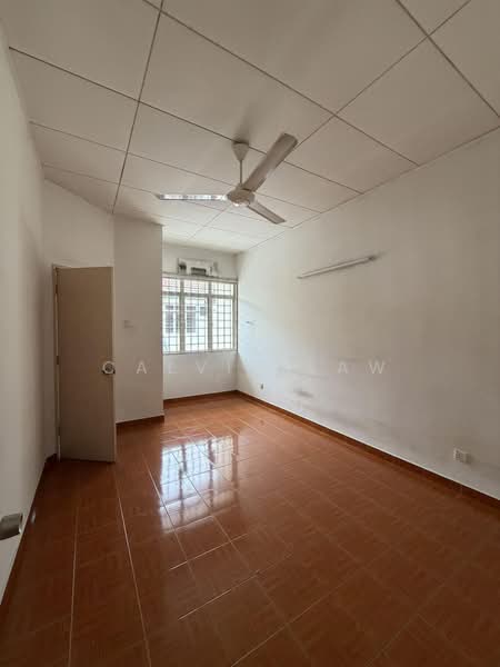 Rumah Teres 2-Tingkat untuk Dijual di Bandar Utama 4 (Bandar Utama) - Calvin Law - PropertyGuru.com.my