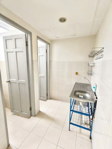 Shop / Office untuk Disewa di Kuching (Sarawak) - Jeno Tan - Kitchen - PropertyGuru.com.my