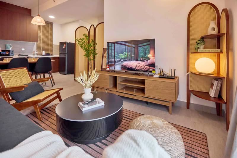Kediaman Servis untuk Disewa di SUNSURIA FORUM SERVICED APARTMENT - Ray Lee - Living Room - PropertyGuru.com.my