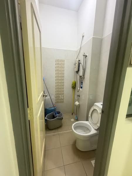 Cluster House for Sale in Taman Adda Heights (Tebrau) - Alan Lee - Bathroom - PropertyGuru.com.my