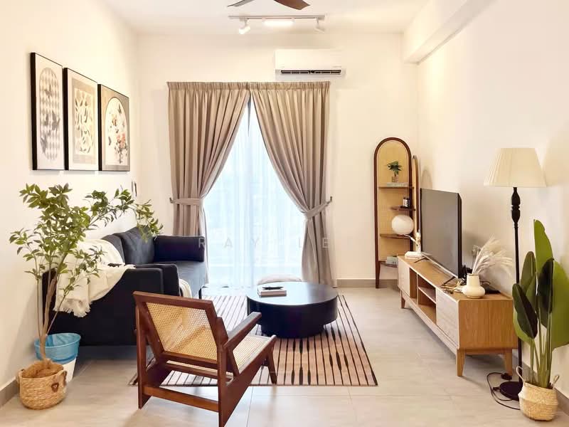 Kediaman Servis untuk Disewa di Sunsuria Forum - Ray Lee - Living Room - PropertyGuru.com.my