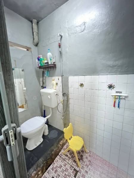 2-storey Terraced House for Sale in Permas Jaya (Johor) - Ong Lih Shyan - Bathroom - PropertyGuru.com.my