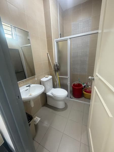 Cluster House for Sale in Taman Adda Heights (Tebrau) - Calley Chin - Bathroom - PropertyGuru.com.my