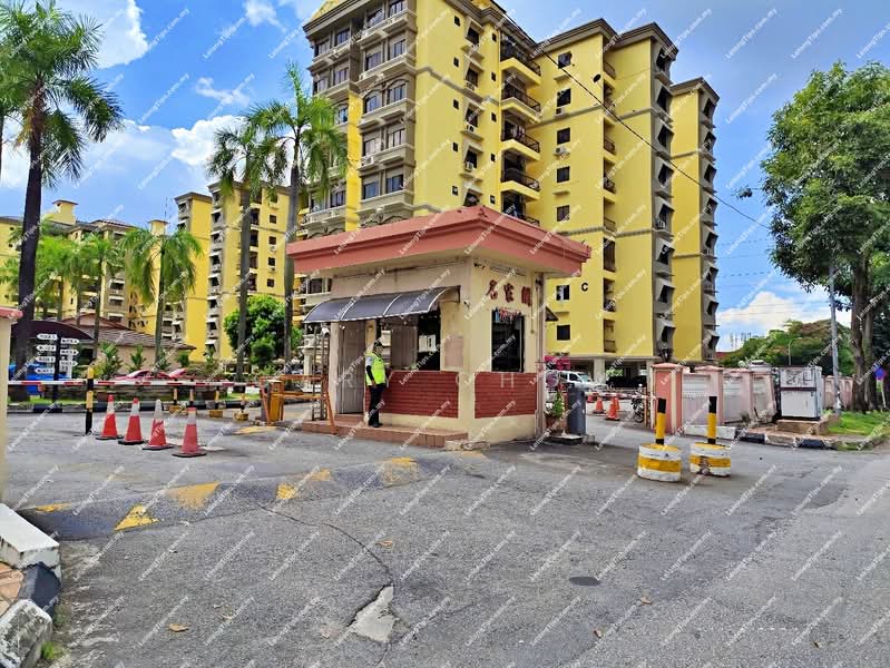 Pangsapuri untuk Dijual di Sri Manja Court - Gary Chow - Exterior - PropertyGuru.com.my