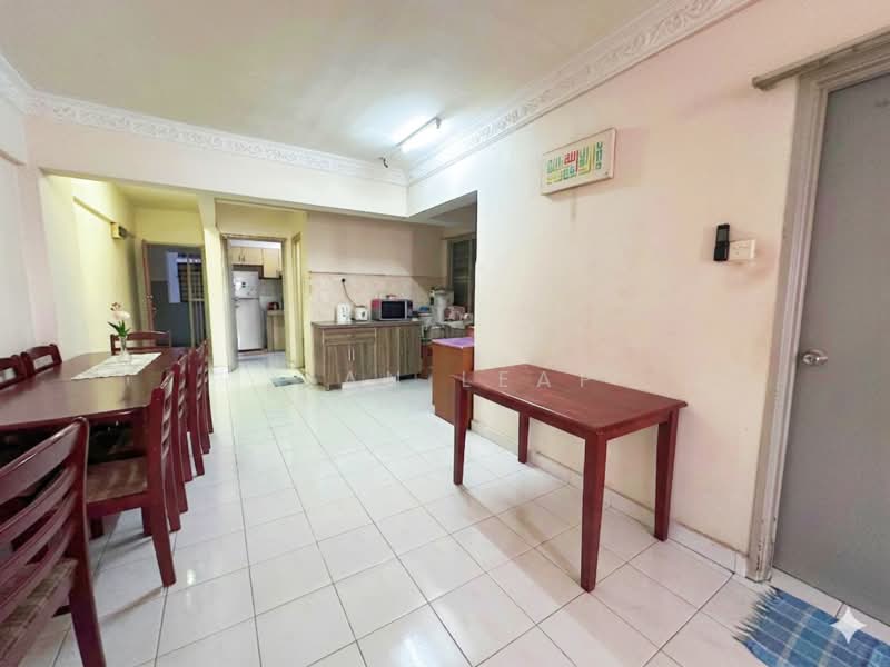 Apartment for Sale at Pangsapuri Lestari - Kian Leap - Dining Room - PropertyGuru.com.my