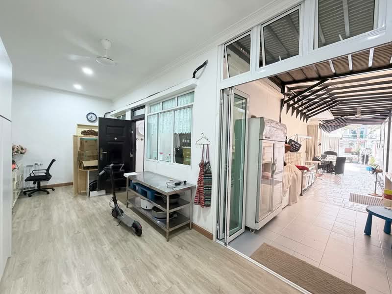 Bungalow House for Sale in Bandar Putra Permai (Seri Kembangan) - Zul Hasif - PropertyGuru.com.my