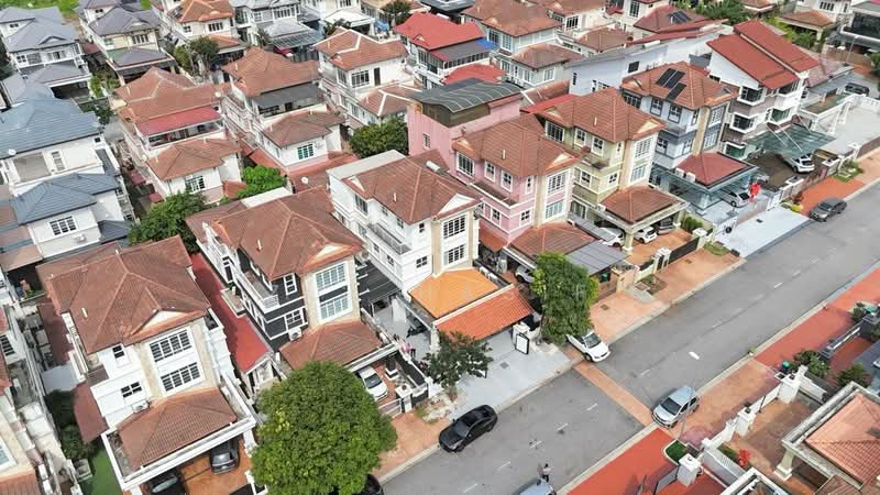 Bungalow House for Sale in Bandar Putra Permai (Seri Kembangan) - Zul Hasif - PropertyGuru.com.my