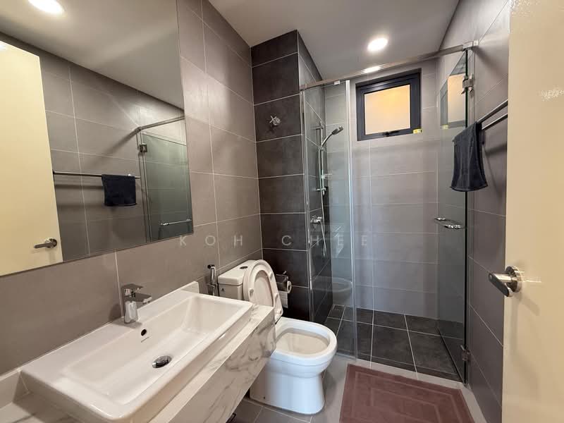 Service Residence for Sale at Sunway Belfield - Koh Chee - Common Bathroom - PropertyGuru.com.my