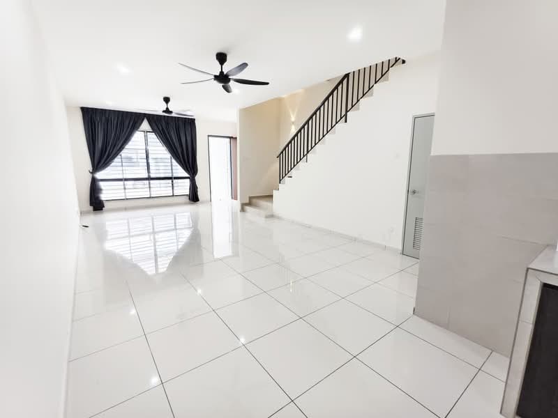 Rumah Teres 2-Tingkat untuk Dijual di Johor Bahru (Johor) - Cendy Chau - Living Room - PropertyGuru.com.my