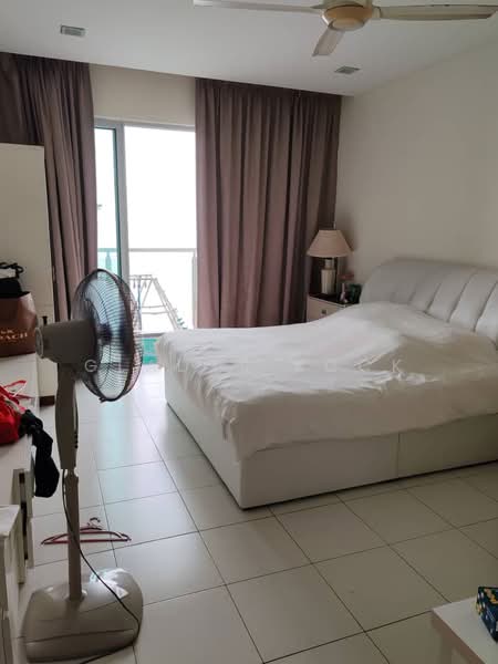 Kondominium untuk Dijual di 10 Island Resort - Gladys Kock - Bedroom - PropertyGuru.com.my